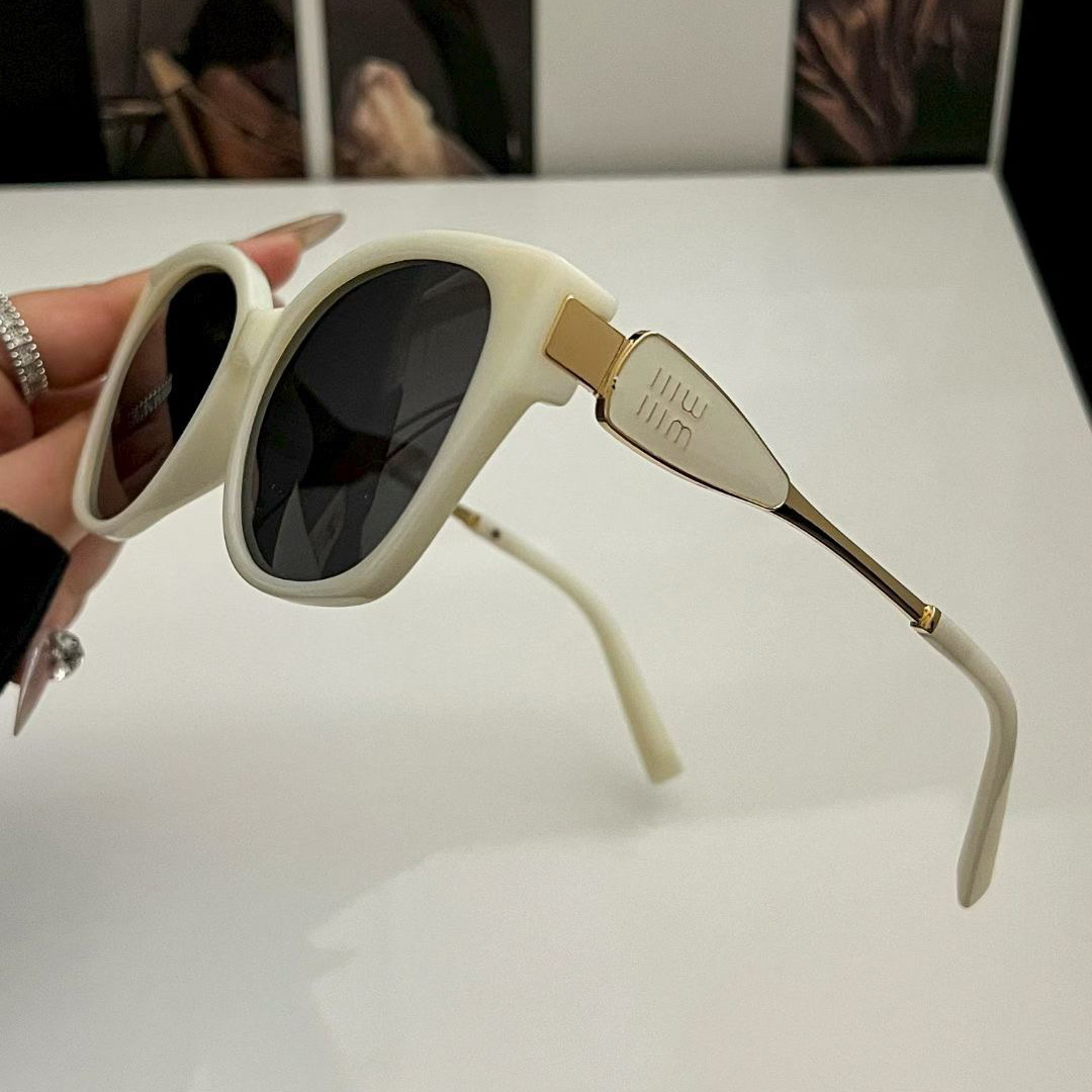 Kacamata Hitam Polarisasi Cat  - Sunglasses Cat Eye ulasan dan harga
